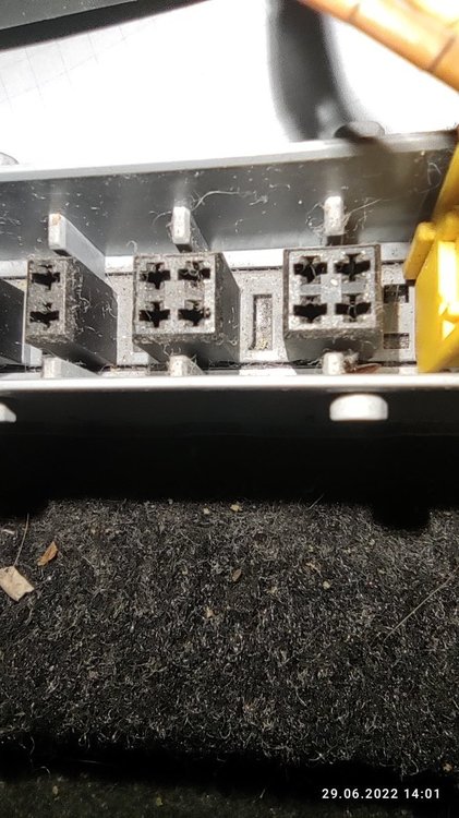 gniazda poduszek.jpg