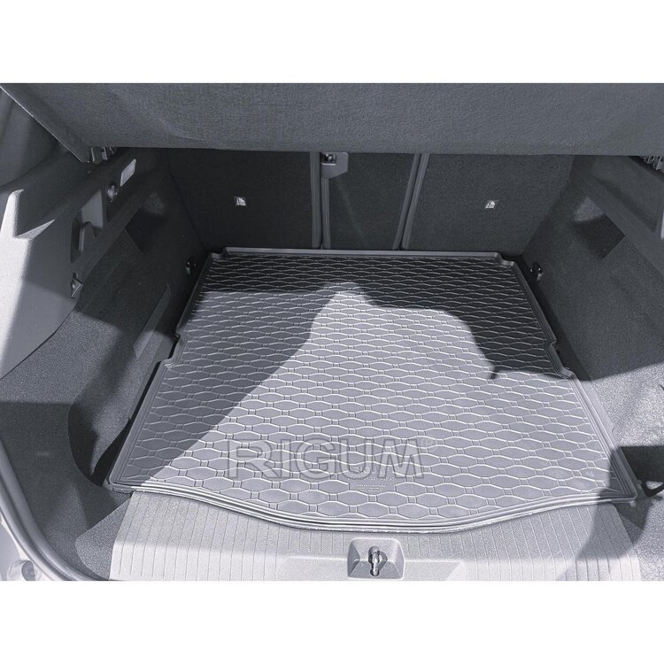 Czy guma zawsze wygrywa z welurem?