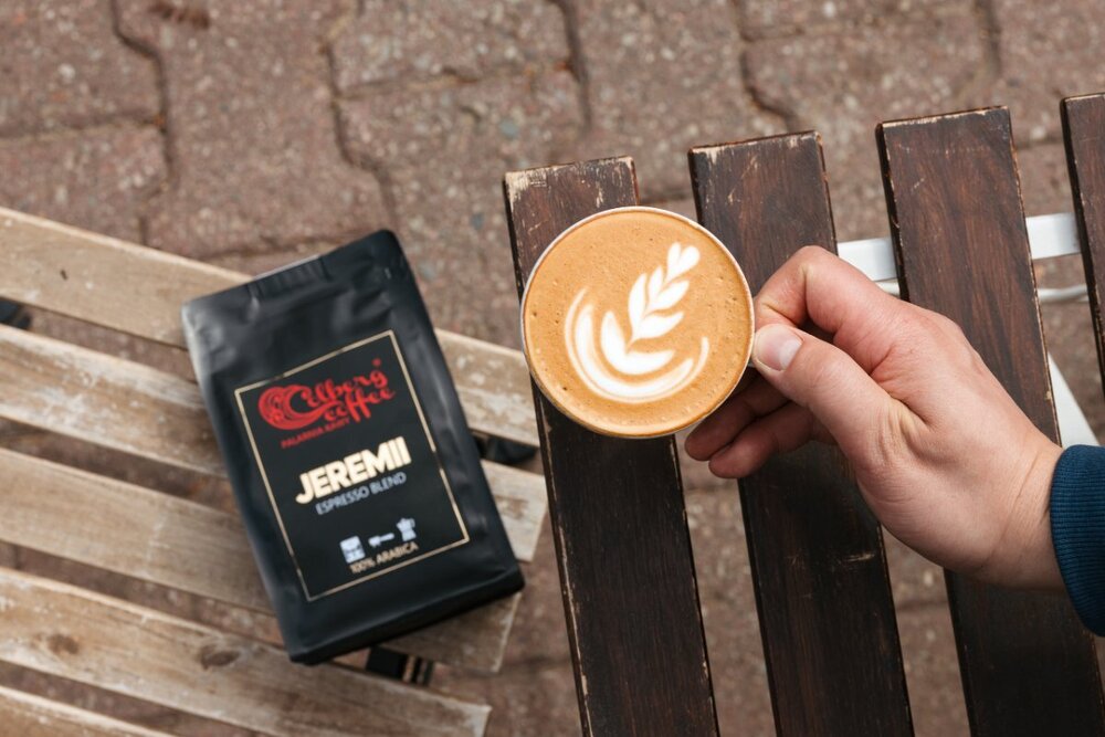 Jaką kawę z niską kwasowością wybrać do ekspresu ciśnieniowego?