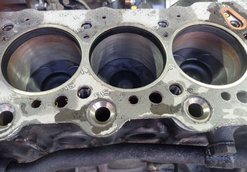2-4 cylinder1.jpg